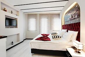 Taksim Doorway Suites