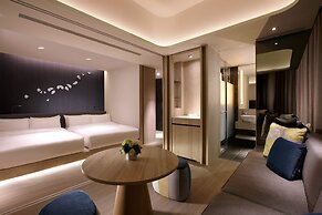 Wellspring by Silks Jiao Xi