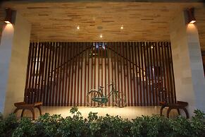 Grand La Walon Hotel