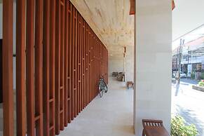 Grand La Walon Hotel