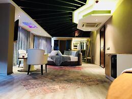 Velena Hotel
