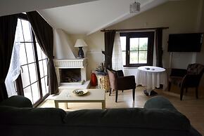 Velena Hotel