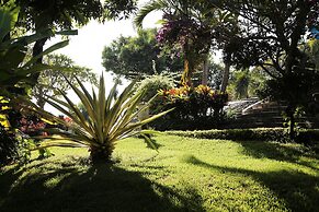 Puri Mangga Sea View Resort & Spa