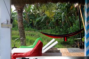 Dikaloha Medewi Surfcamp