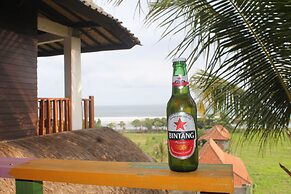 Dikaloha Medewi Surfcamp