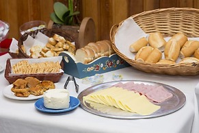 Central Park Hotel Residence