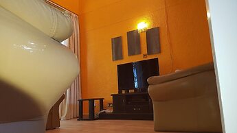 Lolos Cosy One Bedroom Apartment