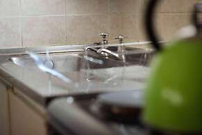 Lolos Cosy One Bedroom Apartment