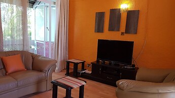 Lolos Cosy One Bedroom Apartment