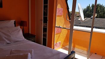 Lolos Cosy One Bedroom Apartment