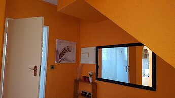 Lolos Cosy One Bedroom Apartment