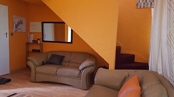 Lolos Cosy One Bedroom Apartment