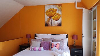 Lolos Cosy One Bedroom Apartment