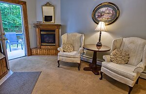 Rockwell Falls Inn and Wine Bar