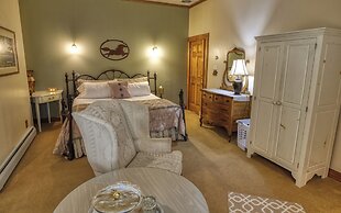 Rockwell Falls Inn and Wine Bar