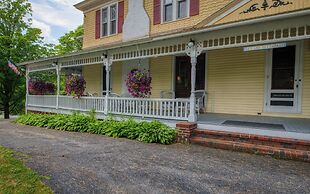 Rockwell Falls Inn and Wine Bar