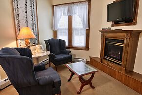 Rockwell Falls Inn and Wine Bar