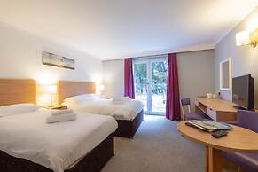 The Caledonian Island Hotel