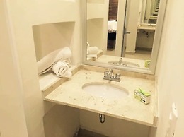 Hotel V