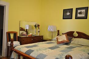 Ambassador B&B Guest Home
