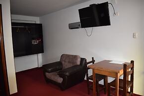 Colonial Plaza Hotel