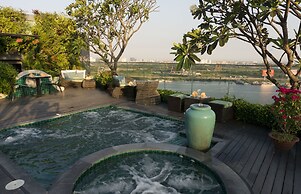 Silverland Jolie Hotel