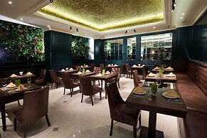 Silverland Jolie Hotel