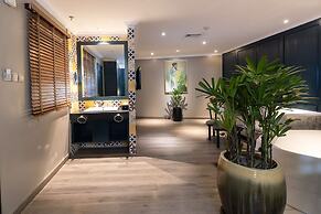 Silverland Jolie Hotel