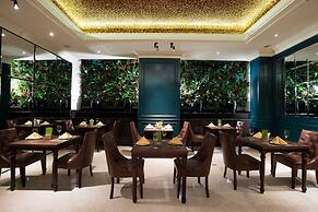 Silverland Jolie Hotel