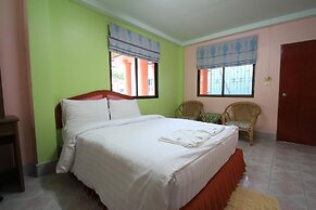 Baan Boa Guest House