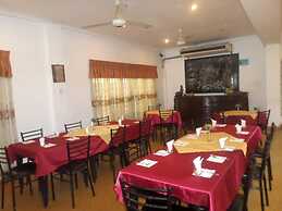 Cosy Hotel & Restaurant