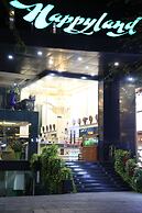 Happyland Hotel