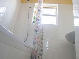 Lolos Exquisite Two Bedroom Apartment