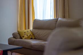 Lolos Elegant Three Bedroom Apartment