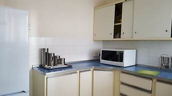 Lolos Elegant Three Bedroom Apartment