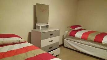 Lolos Elegant Three Bedroom Apartment