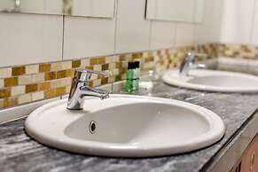 Sommerschield Guest House & Restaurant