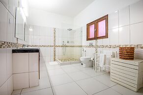 Sommerschield Guest House & Restaurant