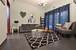 Sommerschield Guest House & Restaurant