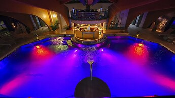 Hotel Aquacity Riverside