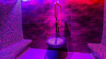 Hotel Aquacity Riverside