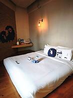 Kokotel Bangkok Surawong