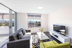 Oaks Brisbane Woolloongabba Suites