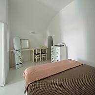 Agapi Cave House