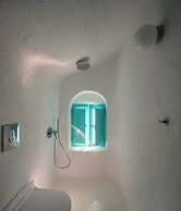 Agapi Cave House