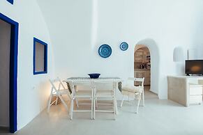 Blu Blanco Cave House by Blu Bianco Vacation Rentals