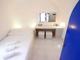 Blu Blanco Cave House by Blu Bianco Vacation Rentals