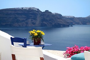 Blu Blanco Cave House by Blu Bianco Vacation Rentals