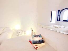 Blu Blanco Cave House by Blu Bianco Vacation Rentals