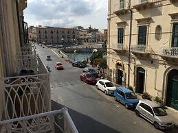 varcOrtigia Bed and Breakfast